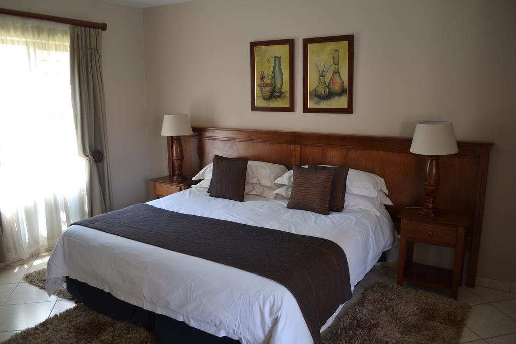 Eagles Nest Lodge Johannesburg Exterior photo
